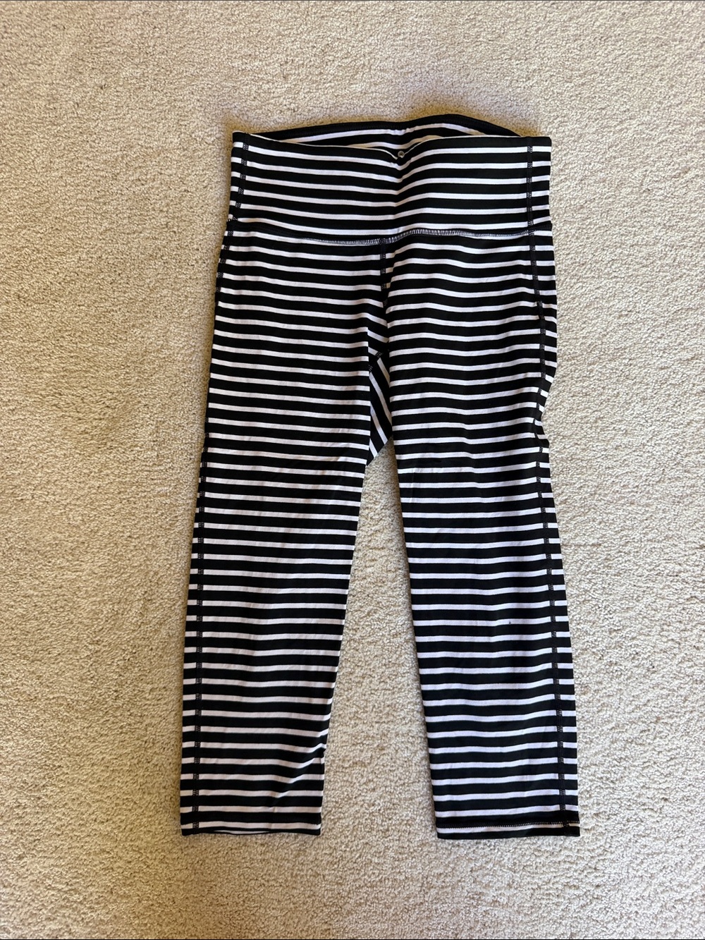 Athleta Black and White Striped Womens  Leggings capri